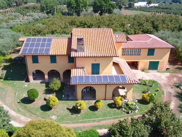 casa indipendente in vendita a Soriano nel Cimino in zona Chia
