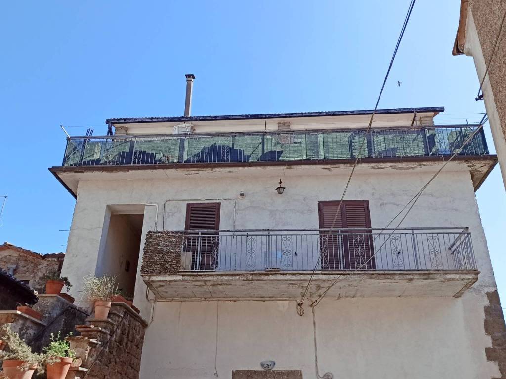 appartamento in vendita a Soriano nel Cimino in zona Chia