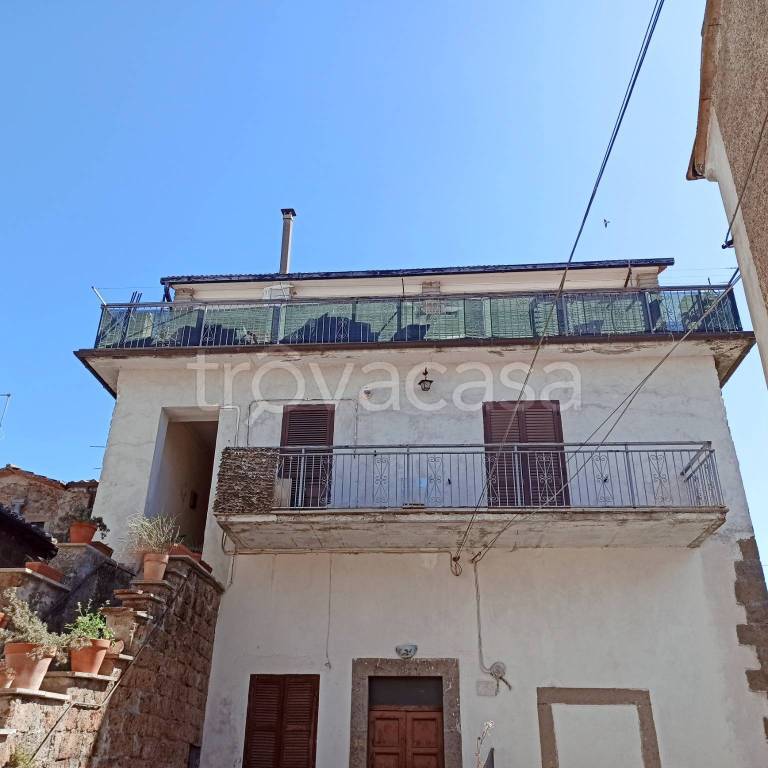 appartamento in vendita a Soriano nel Cimino in zona Chia