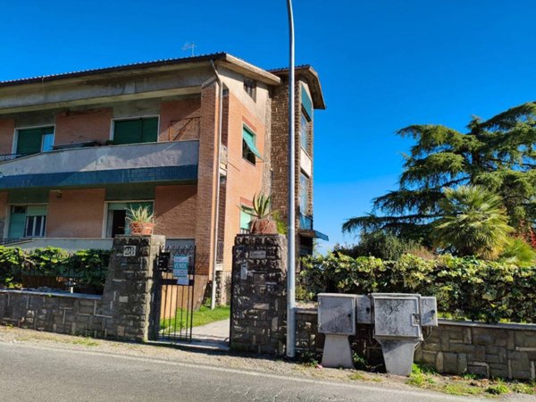 appartamento in vendita a Soriano nel Cimino