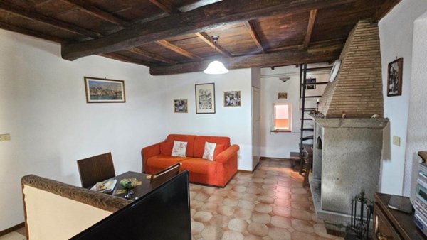 appartamento in vendita a Soriano nel Cimino