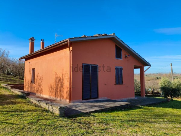 appartamento in vendita a Soriano nel Cimino