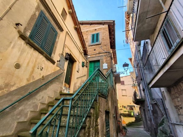 appartamento in vendita a Soriano nel Cimino