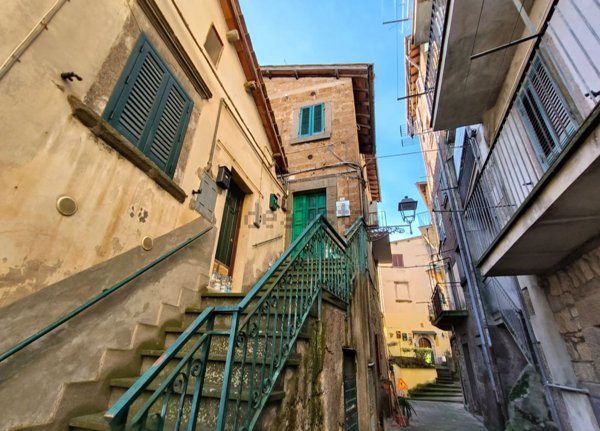 appartamento in vendita a Soriano nel Cimino