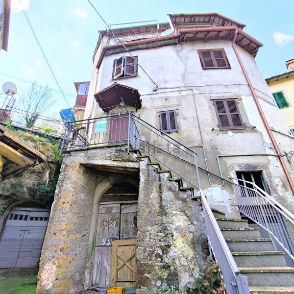 appartamento in vendita a Soriano nel Cimino