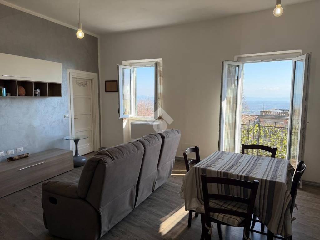 appartamento in vendita a Soriano nel Cimino