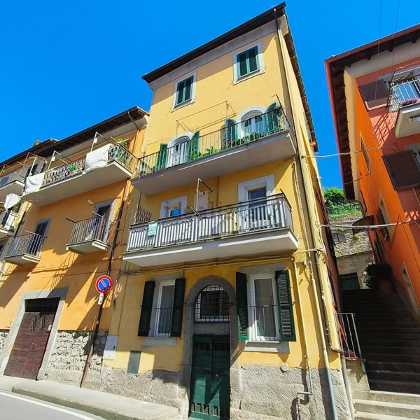 appartamento in vendita a Soriano nel Cimino