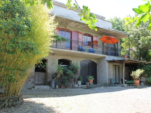 casa indipendente in vendita a Soriano nel Cimino in zona Chia
