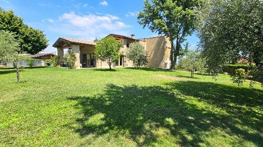 casa indipendente in vendita a Soriano nel Cimino in zona Sant'Eutizio