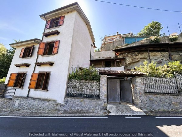 casa indipendente in vendita a Soriano nel Cimino in zona Chia