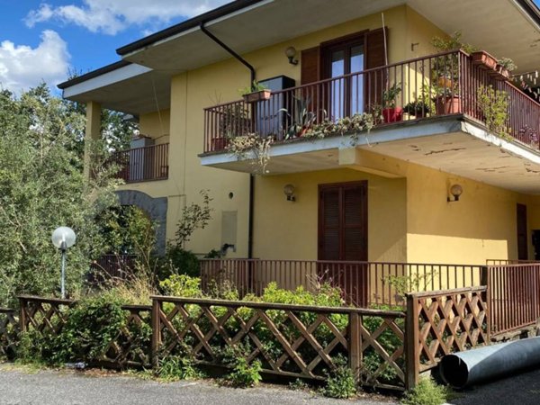 appartamento in vendita a Soriano nel Cimino