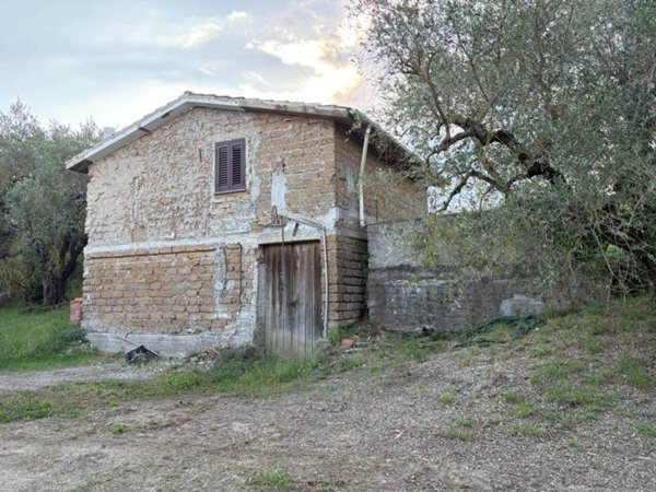 appartamento in vendita a Soriano nel Cimino in zona Chia
