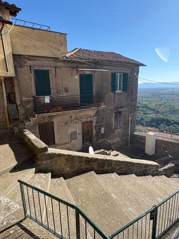 casa indipendente in vendita a Soriano nel Cimino