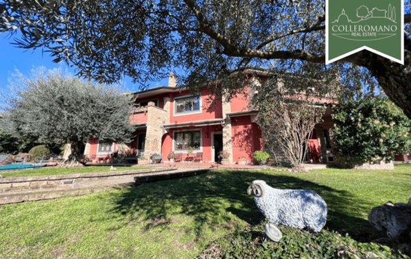 casa indipendente in vendita a Sutri