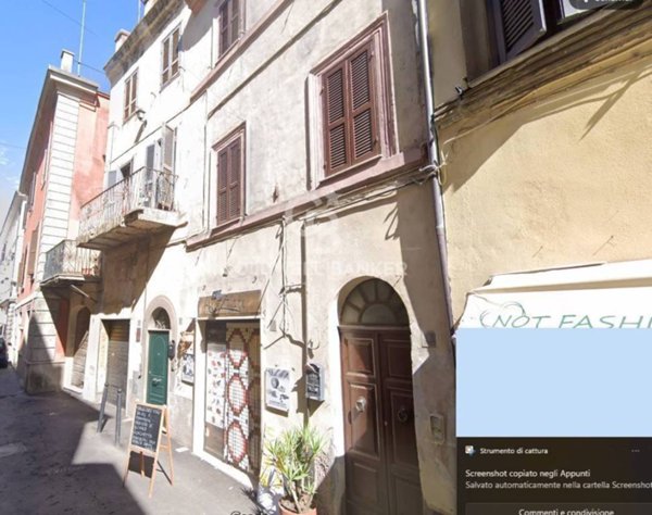appartamento in vendita a Sutri