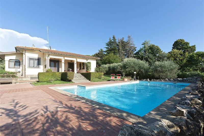 casa indipendente in vendita a Sutri