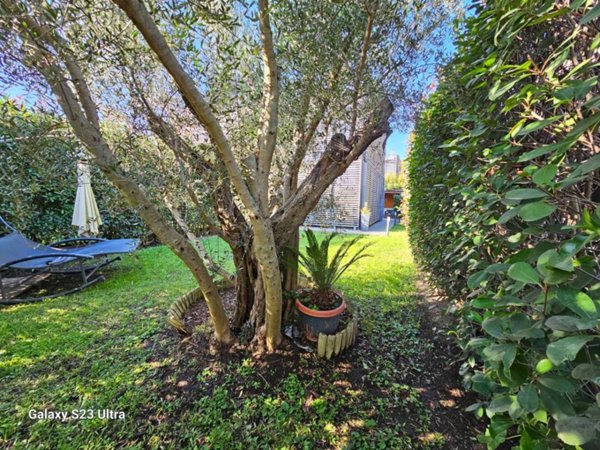 casa indipendente in vendita a Sutri