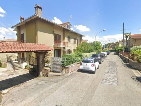 appartamento in vendita a Sutri