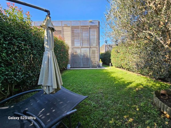 casa indipendente in vendita a Sutri
