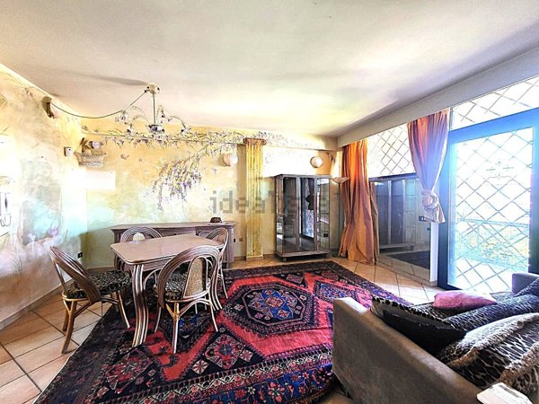 casa indipendente in vendita a Sutri