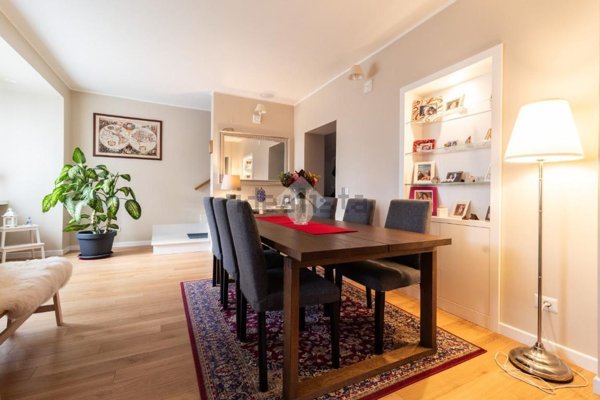 casa indipendente in vendita a Sutri