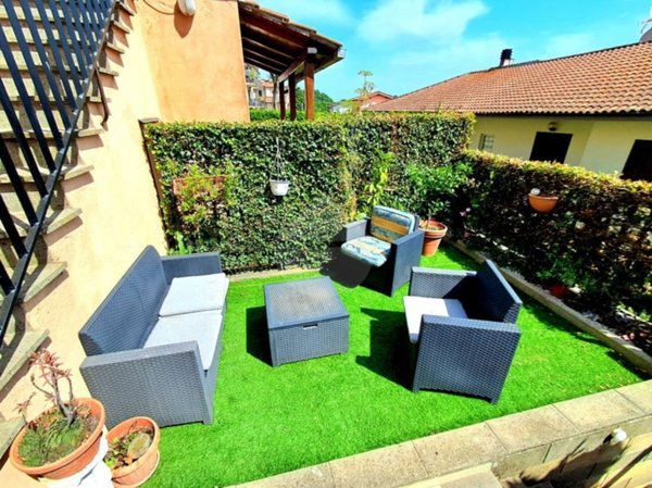 casa indipendente in vendita a Sutri