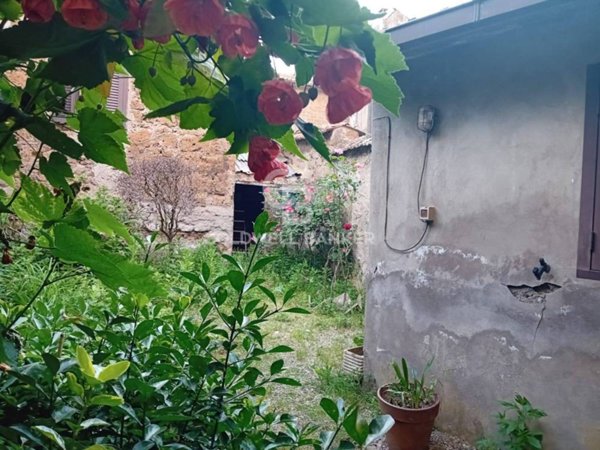 appartamento in vendita a Sutri