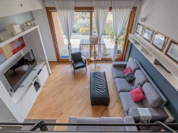 casa indipendente in vendita a Sutri