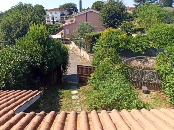 appartamento in vendita a Sutri