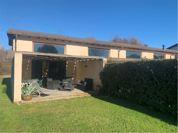 casa indipendente in vendita a Sutri