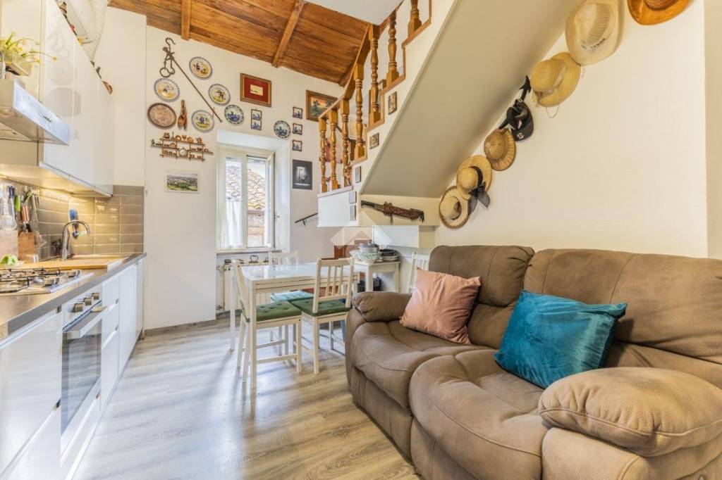 appartamento in vendita a Sutri