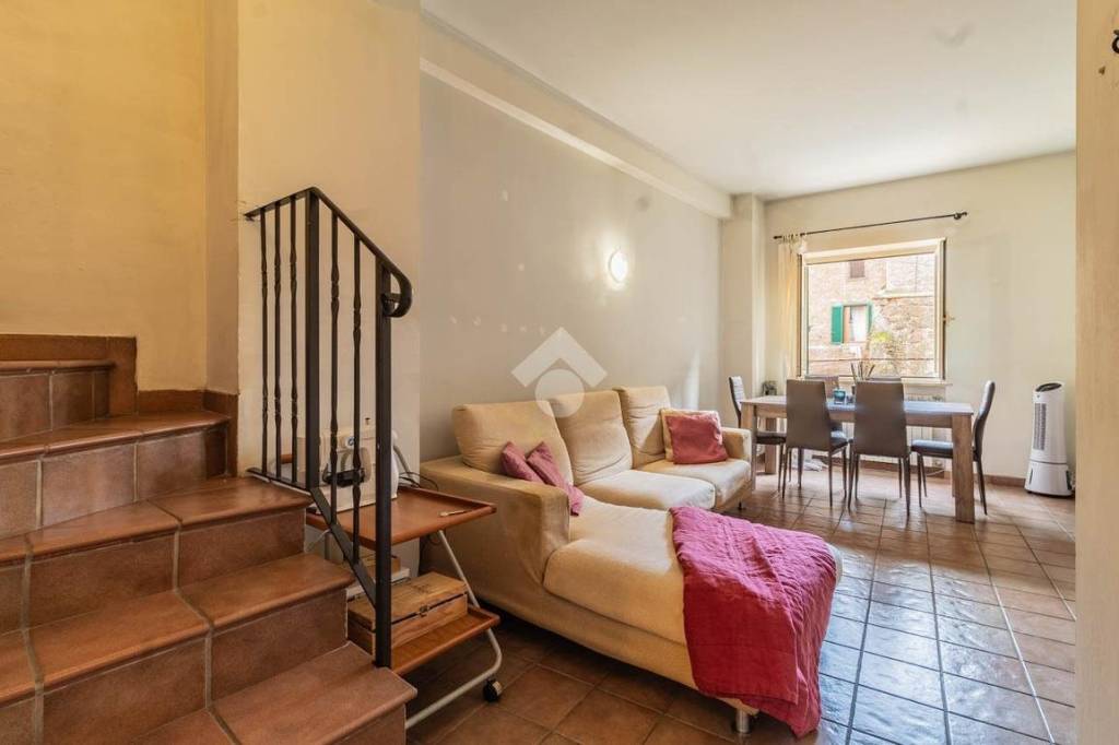 appartamento in vendita a Sutri