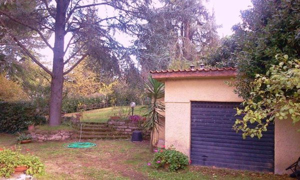 casa indipendente in vendita a Sutri