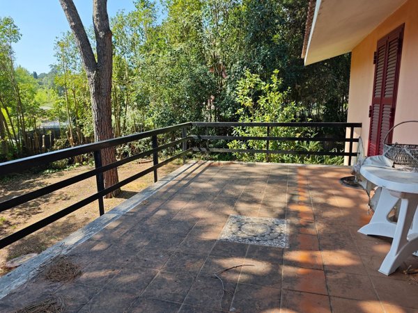 casa indipendente in vendita a Sutri