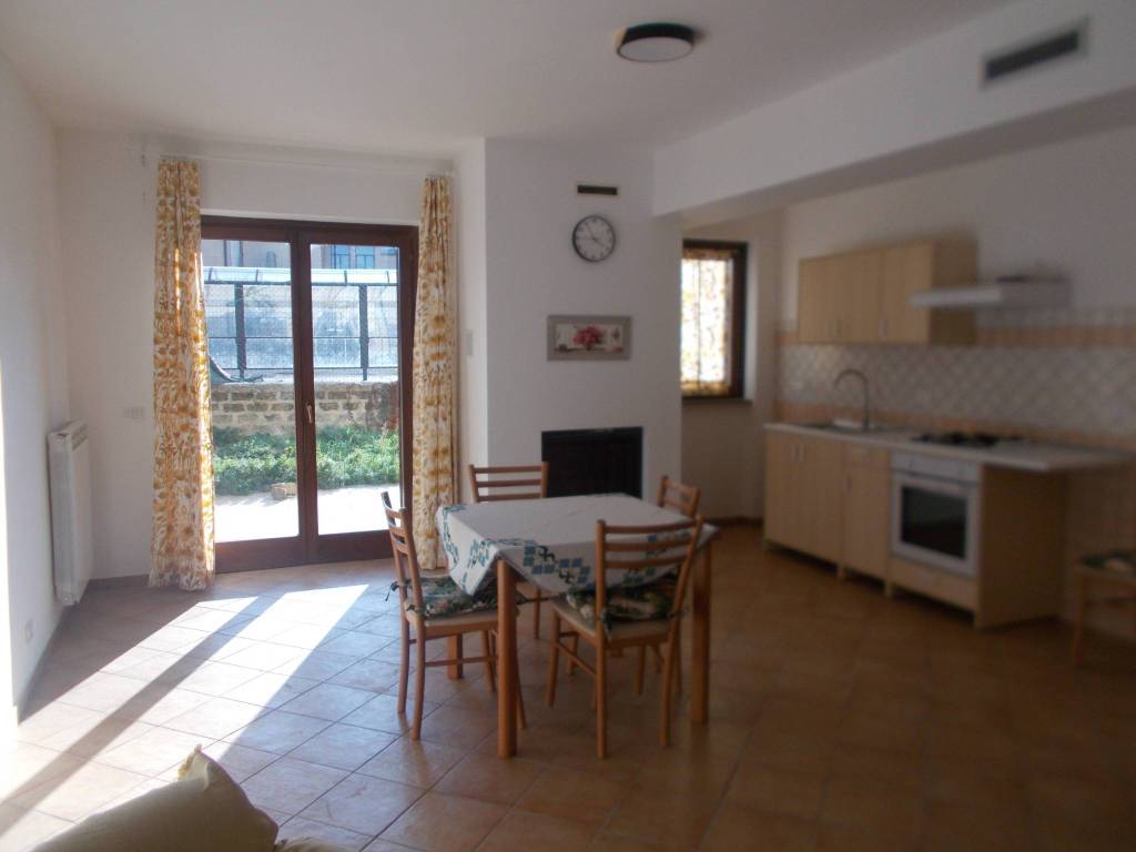 appartamento in vendita a Sutri