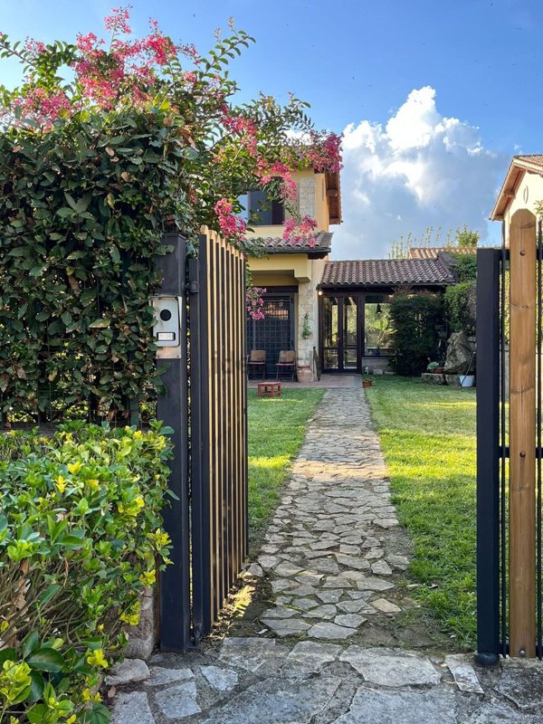 casa indipendente in vendita a Sutri