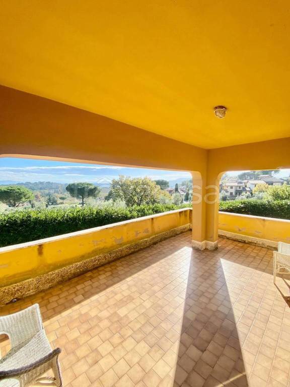 casa indipendente in vendita a Sutri