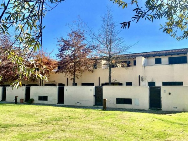 casa indipendente in vendita a Sutri