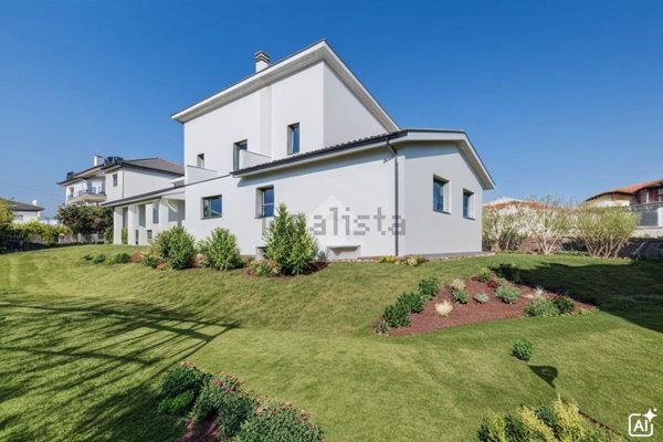 casa indipendente in vendita a Sutri