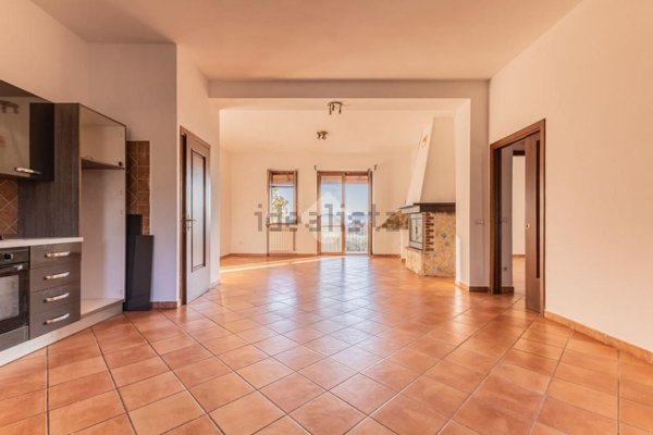 appartamento in vendita a Sutri