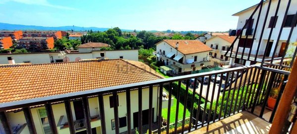 casa indipendente in vendita a Sutri