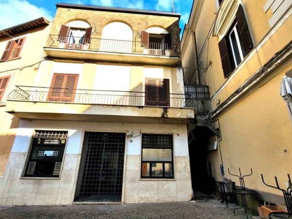 appartamento in vendita a Sutri