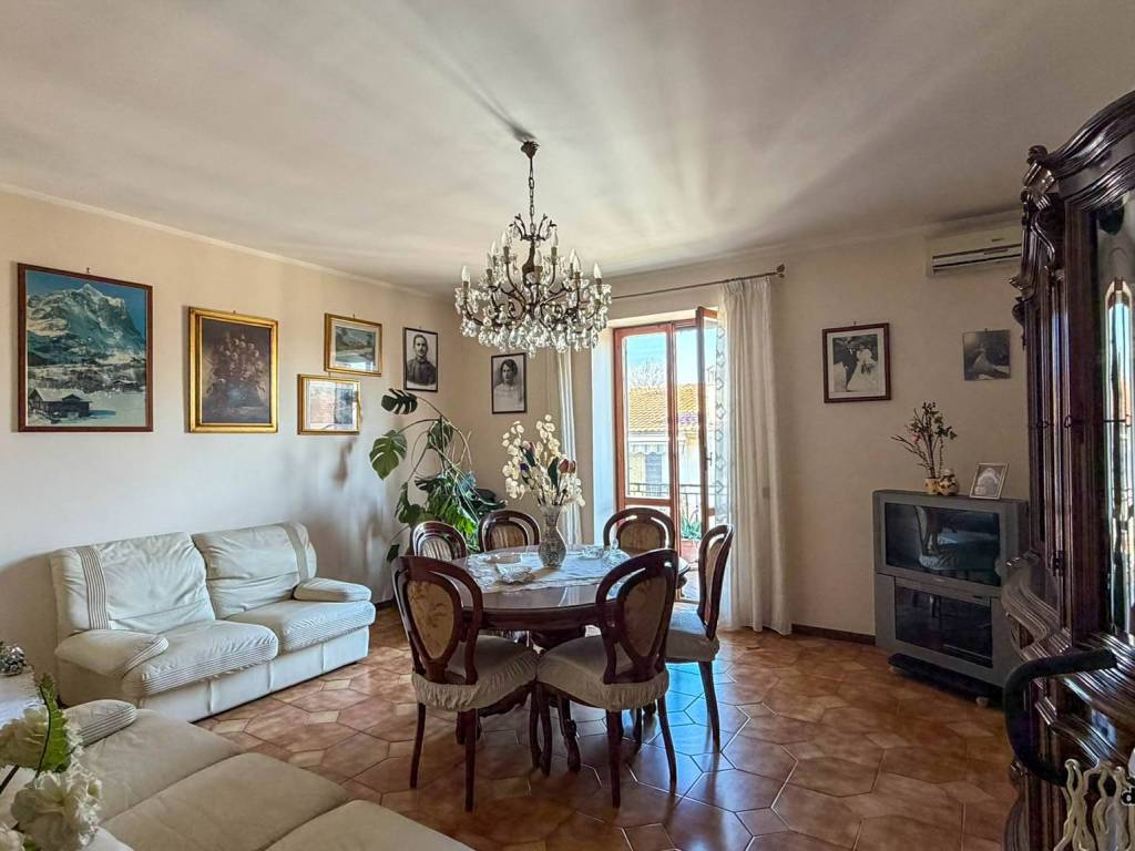 appartamento in vendita a Sutri