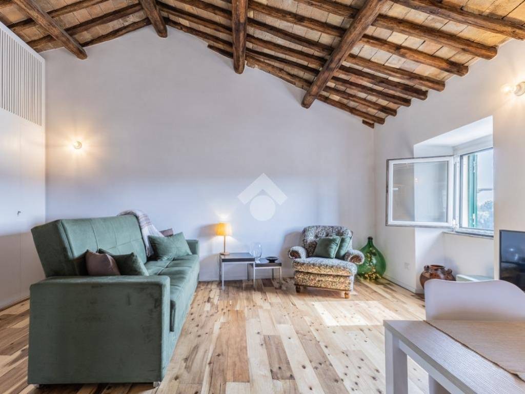 appartamento in vendita a Sutri