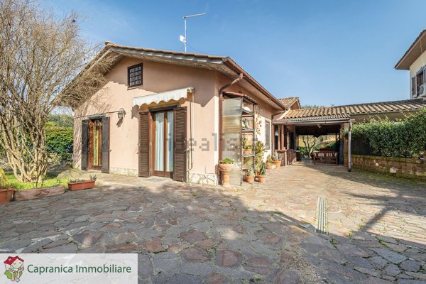 appartamento in vendita a Sutri