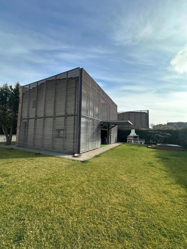 casa indipendente in vendita a Sutri