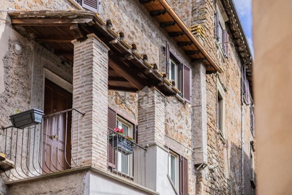 appartamento in vendita a Sutri