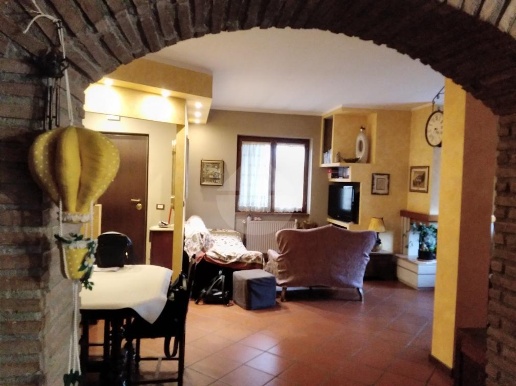 appartamento in vendita a Sutri