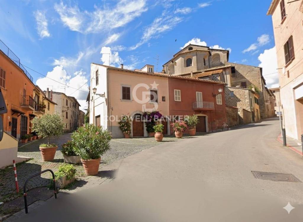 appartamento in vendita a Sutri