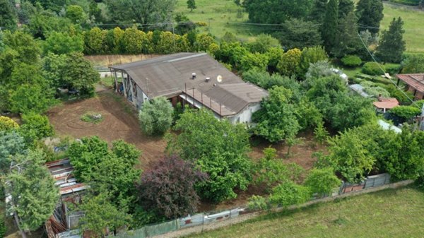 casa indipendente in vendita a Sutri